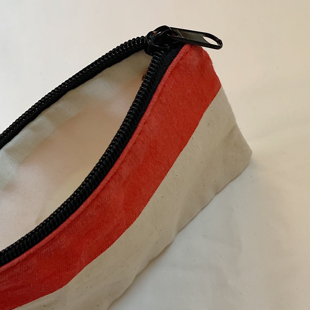 Mini canvas pouch never used!! - Picture 7 of 7